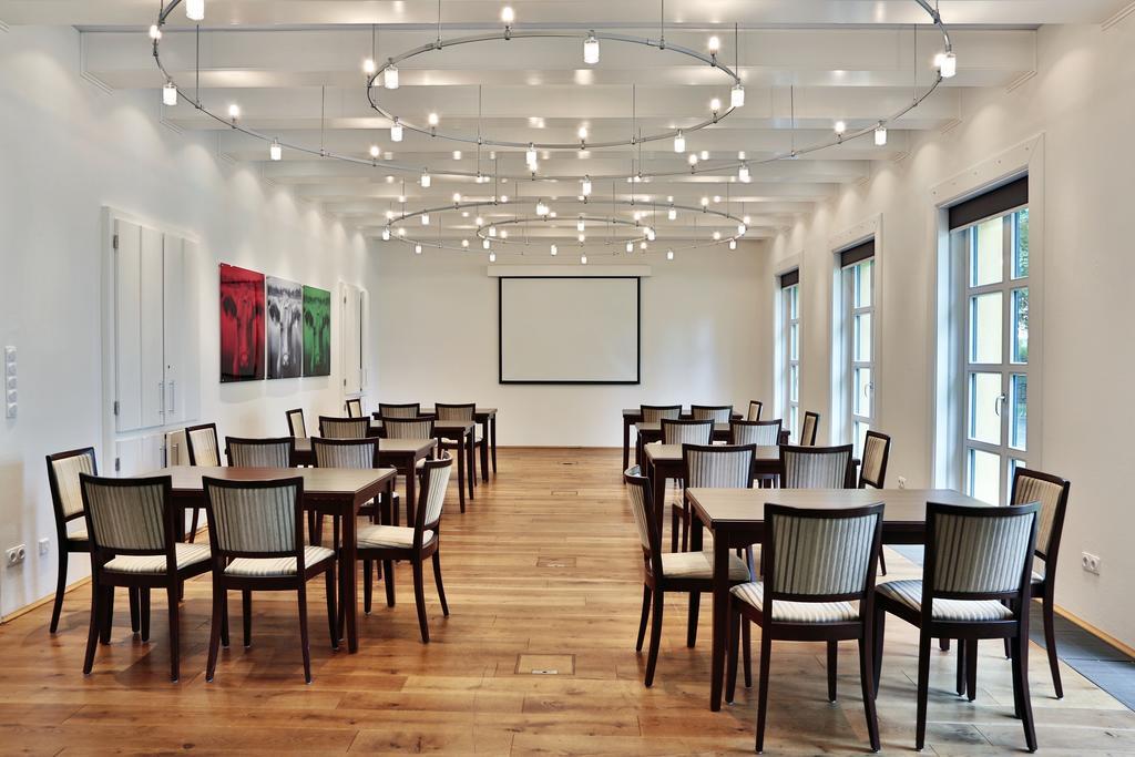 Hubertus Hof Landhotel Balatonfenyves Eksteriør billede