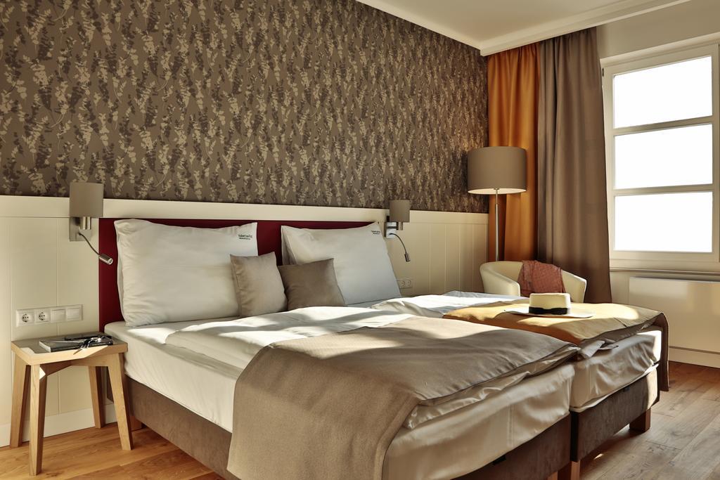 Hubertus Hof Landhotel Balatonfenyves Værelse billede