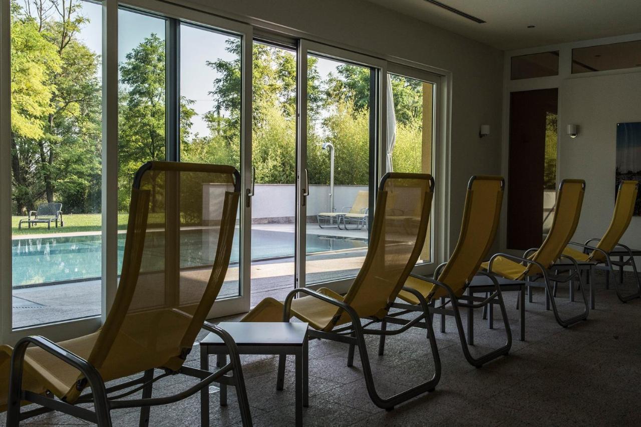 Hubertus Hof Landhotel Balatonfenyves Eksteriør billede
