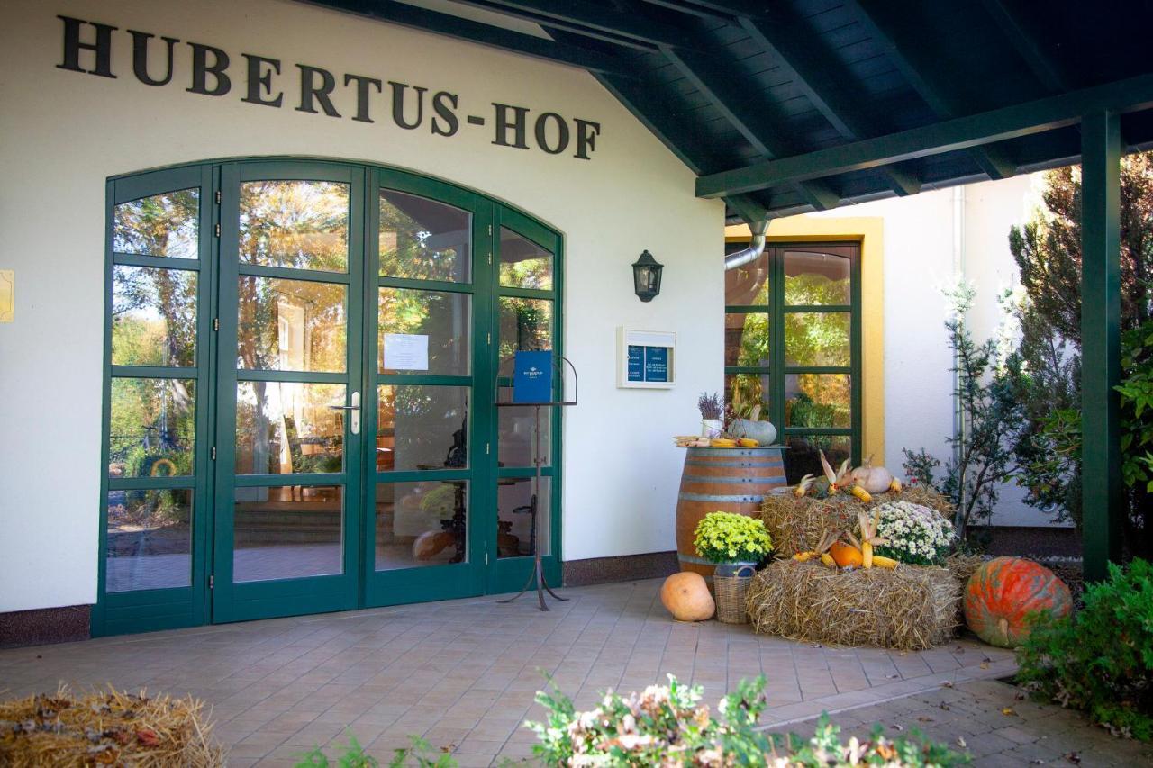 Hubertus Hof Landhotel Balatonfenyves Eksteriør billede